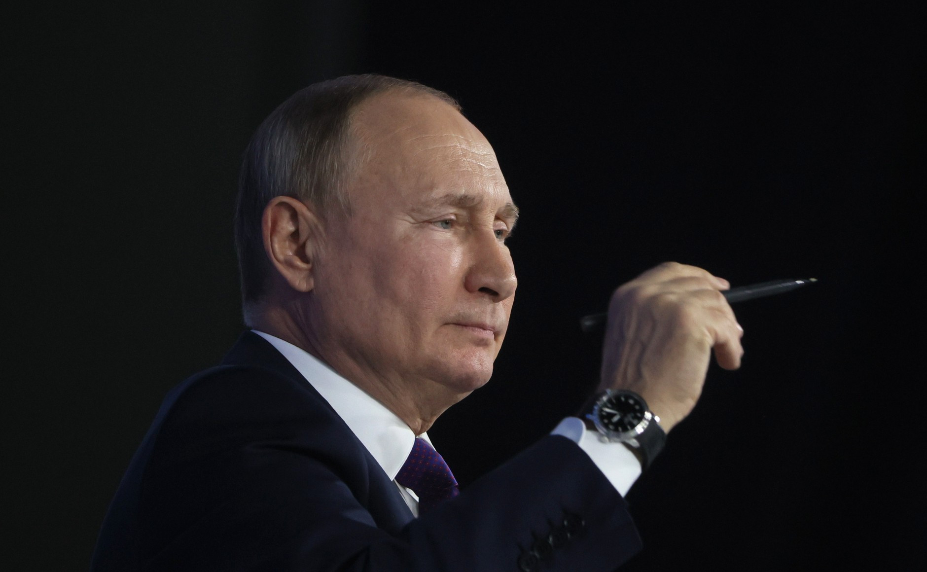 Путин потребовал от ФСБ усилить контроль за границей с Украиной