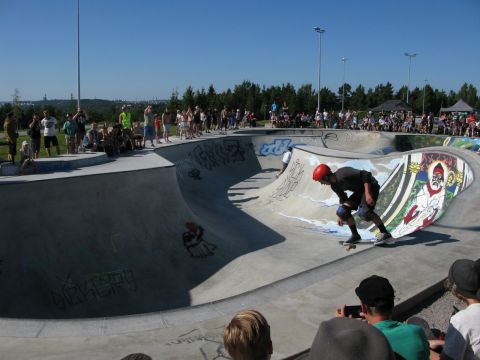 В ЛНР хотят создать скейт-парки в городах
