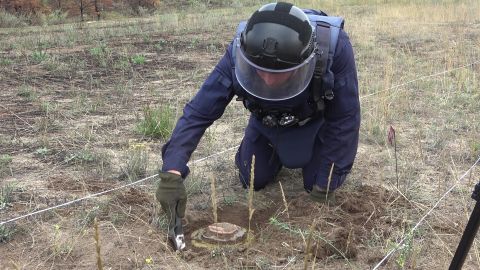 «Азовсталь» будут разминировать полгода