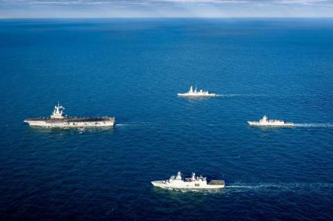 Корабли НАТО прикрываются учениями для разведки у балтийских берегов России