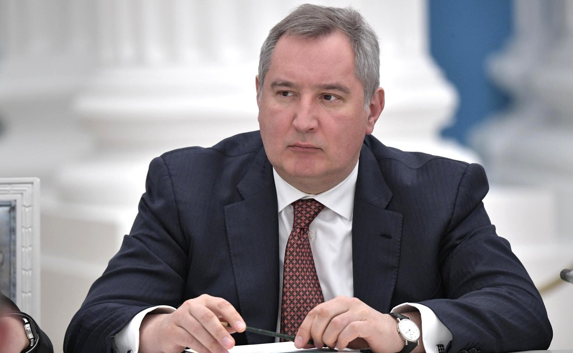 Рогозин больше не руководит «Роскосмосом»