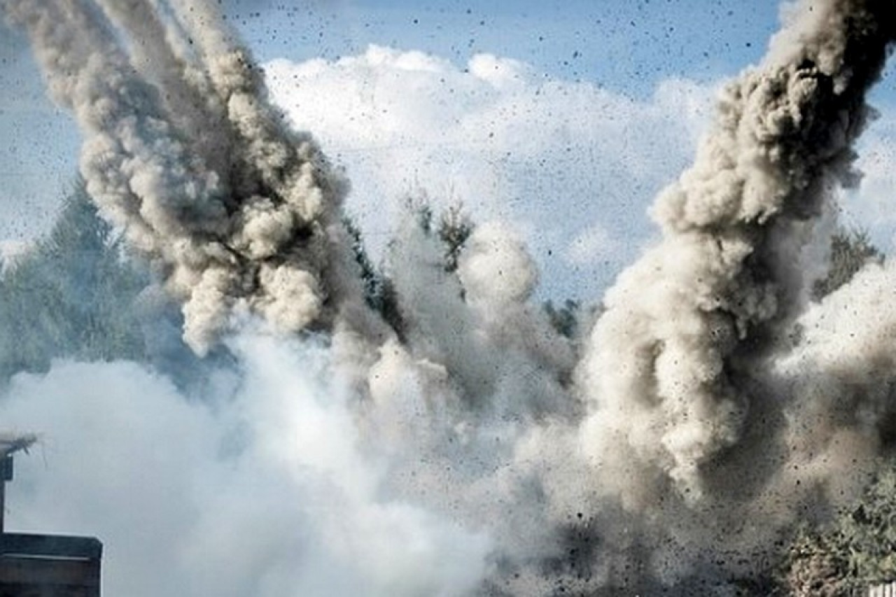 ВСУ дальнобойными ракетами ударили по динамитному складу в Луганске