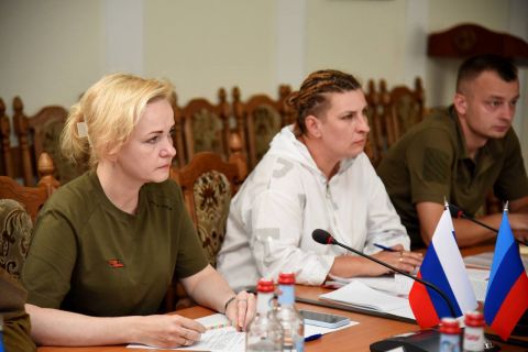В Луганске обсудили вопросы помощи участникам СВО