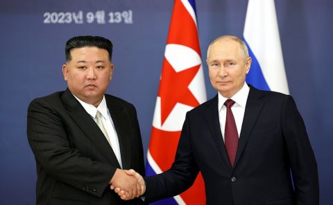 Встреча прошла не зря: анонсирована военная помощь от Северной Кореи