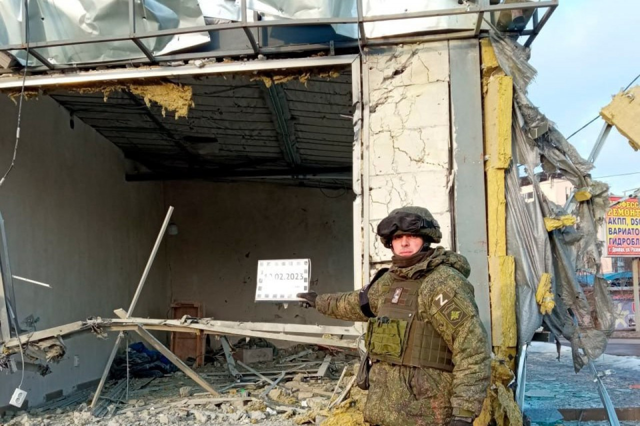 Обстрелы ВСУ привели к гибели и ранениям 13 мирных жителей Донецка