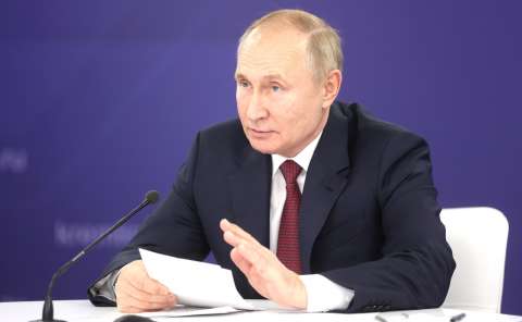 Путин призвал прекратить проверки зарубежных компаний в России