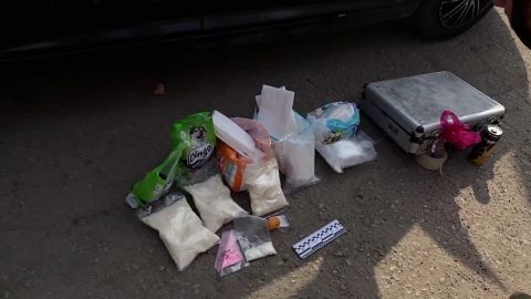 Правоохранители задержали в ЛНР наркокурьера с 3 килограммами веществ