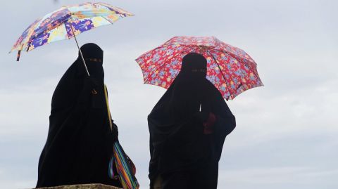 Регионам хотят разрешить вводить запрет на религиозную одежду