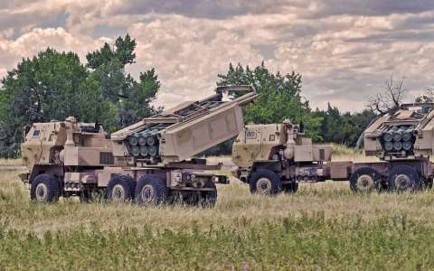 США предупредили Киев, что ракеты для HIMARS подходят к концу